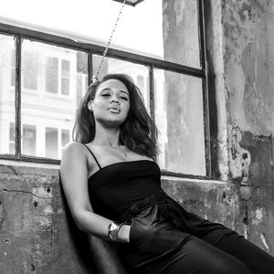 Meet your Posher, Leigh